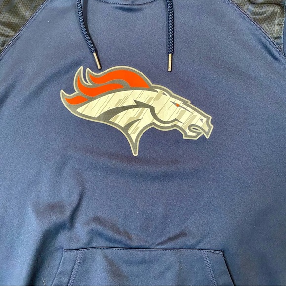 Denver Broncos Hoodie Men’s M Blue Majestic Therma Base NFL Pullover Sweatshirt - Picture 6 of 9